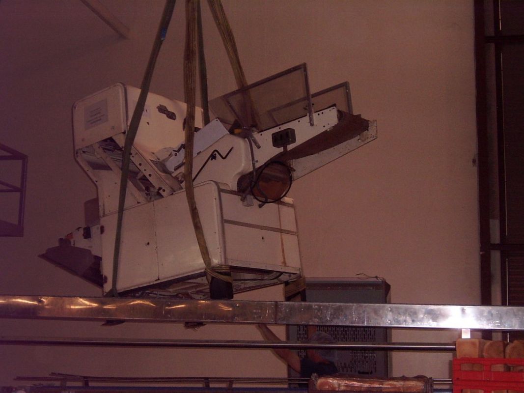 Bread Slicer Removal